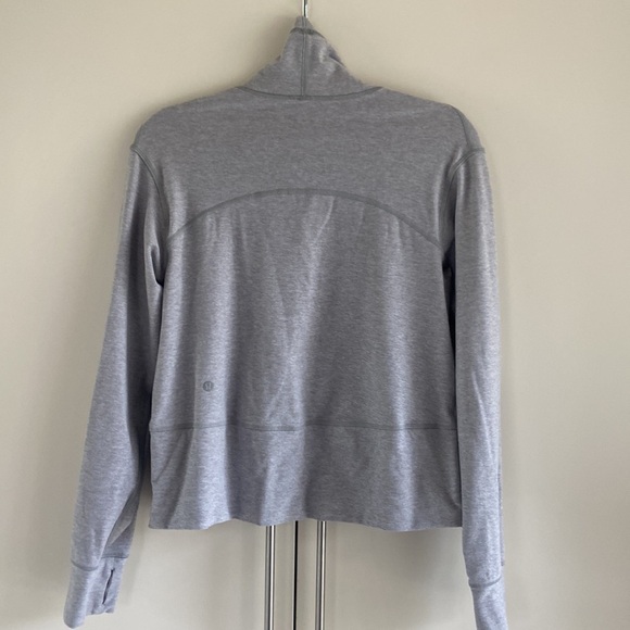 Lululemon Ready to Rulu Pullover EUC - Picture 15 of 16